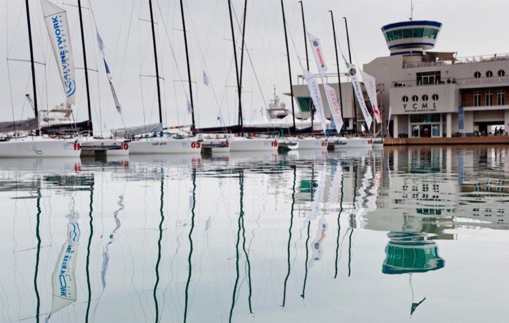 Yacht Club Marina Di Loano Hotell Exteriör bild