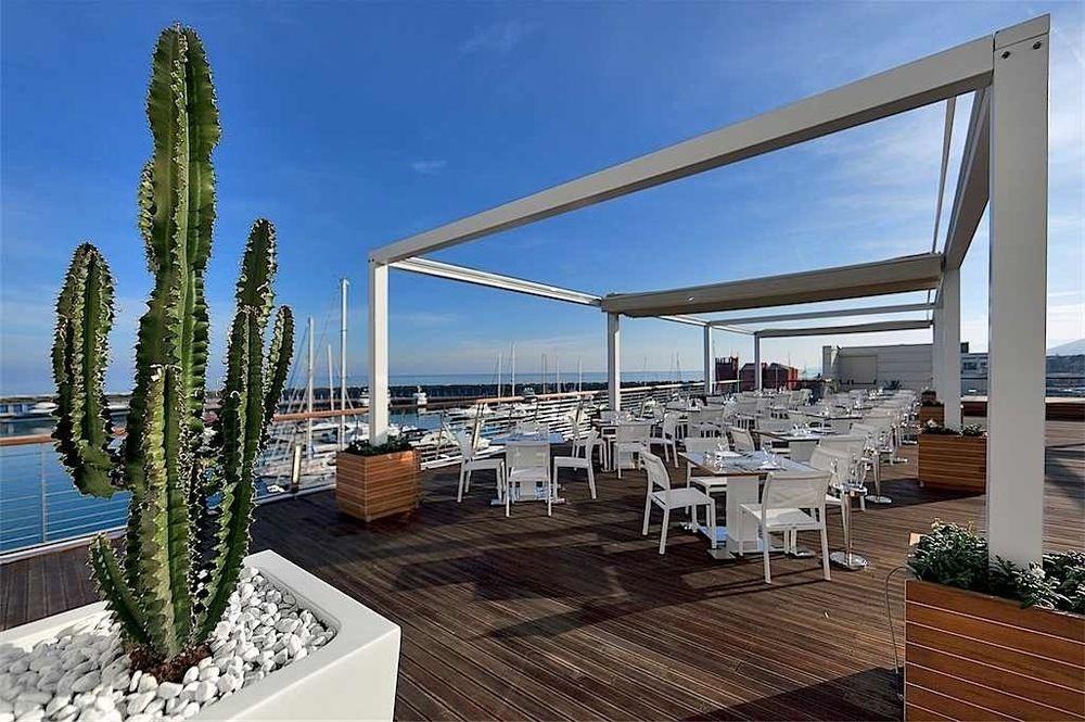 Yacht Club Marina Di Loano Hotell Exteriör bild